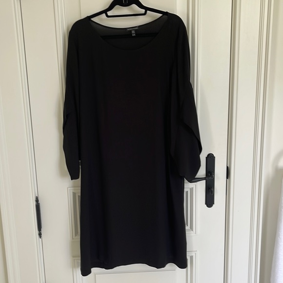 Eileen fisher simple black dress with tulip sleeves. XL - Picture 1 of 5